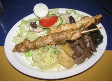 Three Kretans Casual Greek Dining